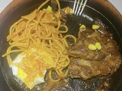 -玛黎娜铁板牛排(燕塔店)