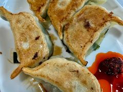 香煎鲜肉韭菜饺-芬芳甜品(东风西路店)