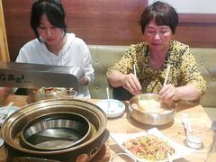 -青古韩式炭火烤肉店