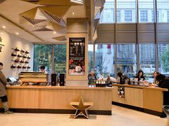 -星巴克臻选(杭州嘉里中心1F店)