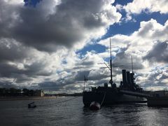 -阿芙乐尔号巡洋舰