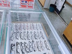 -宝视友眼镜·平价精准配镜(同德悦中心店)