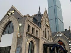 -LENBACH兰巴赫西餐啤酒坊(大连东港店)