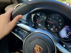 -富君租车(外滩店)