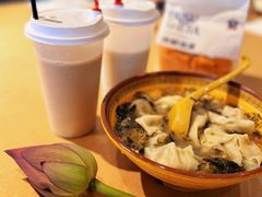 -丝绸小镇荻港古村