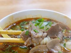 -江三王记牛杂馆(总店)