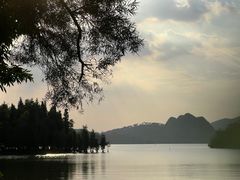 -星湖旅游景区七星岩