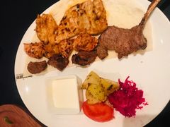-Efes Turkish & Mediterranean Cuisine 艾菲斯餐厅(陆家嘴店)
