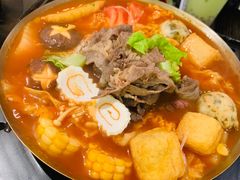 -8锅臭臭锅·正宗台湾小火锅(中心五路店)