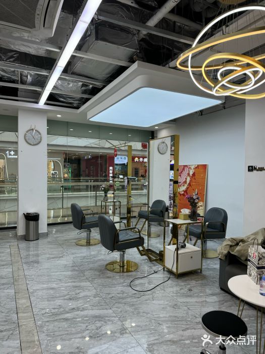 阿三造型烫染•接发(新湖明珠店)图片