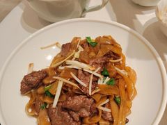古厨干炒自制牛河-北京厨房(SKP店)