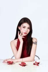 点击看大图 -模卡原创写真馆(苏州总店)