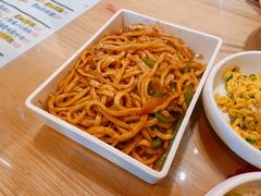 黑胡椒牛肉炒面-锅儿挑面馆