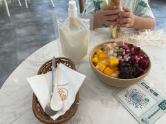-嗒令甜品·主题融合料理餐厅(首座时代店)