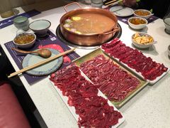 -牛村来人潮汕牛肉火锅(西单店)