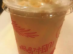 椰奶-麦当劳(中山公园龙之梦店)