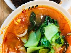 酸辣猪脚粉-贵凤凰贵州米粉(五道口店)