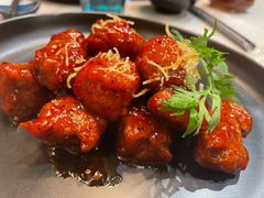 红酒泡沫牛仔粒-荟廷·晶萃(陆家嘴尚悦湾店)