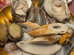 -牛YO寿喜烧·铁板烧和牛火锅自助(市府恒隆店)