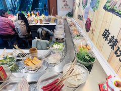 -百品聚旋转火锅(号外店)