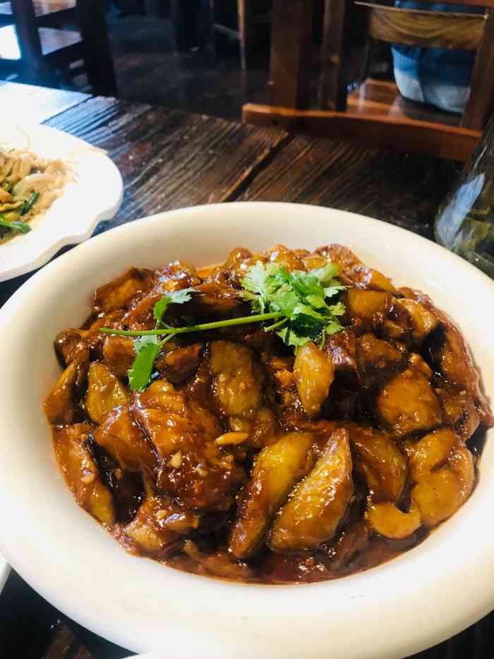 四间房私房菜-"已经去过很多回了,菜品很好,服务也比刚开.