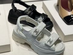 -Chanel(德基广场店)