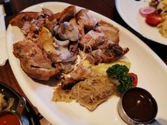 自酿啤酒脆皮烤猪肘-Ambra Haus琥珀屋精酿餐厅(宝山店)