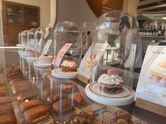 -VERIE BAKEHOUSE