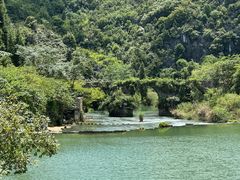 -高荡千年布依古寨旅游景区