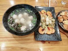 -老东镇啤酒屋海鲜加工·蒸汽海鲜·海鲜烧烤(台东店)