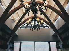 -钟书阁(松江泰晤士小镇店)