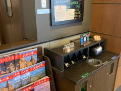 -星巴克(杭州西湖银泰1F店)