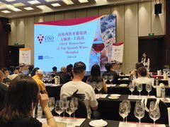 -上海龙之梦万丽酒店
