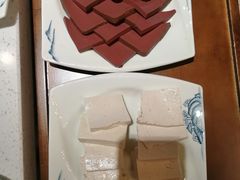 -贵府酸汤牛肉火锅·贵州老字号(飞山街店)