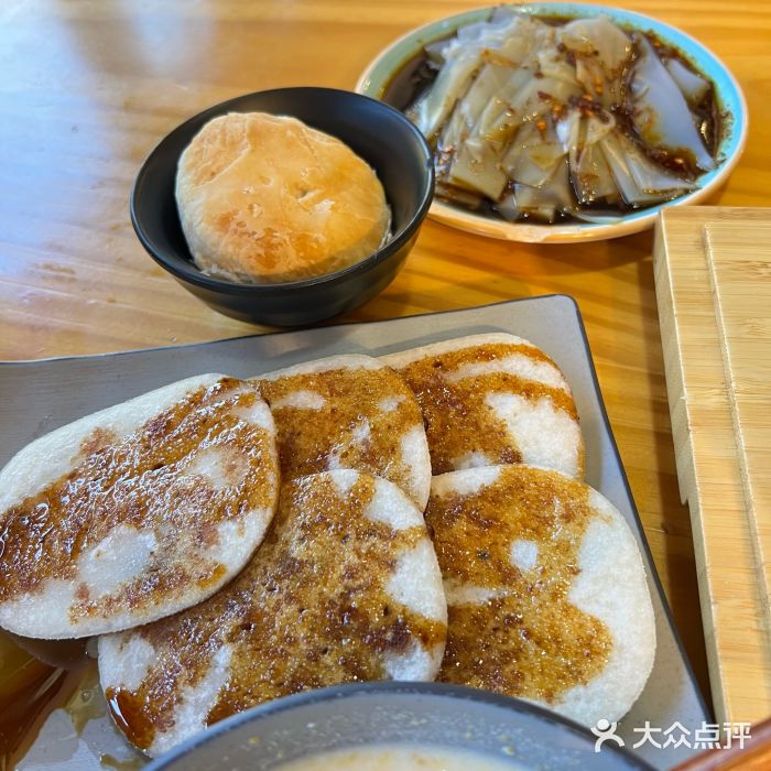 勺子米线·云南传统小吃市集(四方街店)图片