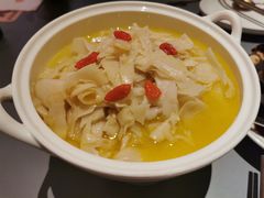 -桂满陇·手作小笼包&江南叫花鸡(中山公园店)