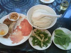 普通米线-桥香园云南过桥米线(金马碧鸡店)