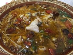 -吴记集庆门酸菜鱼店(集庆路店)