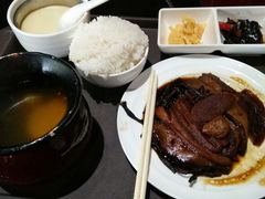 -仁爱团泊湖温泉中心