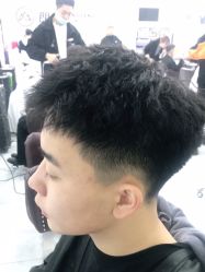 点击看大图 -朗峰专业美发沙龙