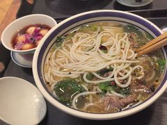-云阿蛮云南生烫牛肉米线(奉贤路店)