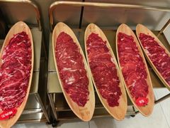 -左庭右院鲜牛肉火锅(金山万达店)