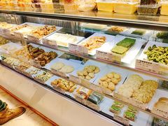 面包甜点陈列柜-泰康食品(南京东路店)