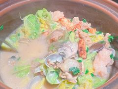 -五谷丰登农家院·地道胶东菜·海鲜烧烤(威海店)