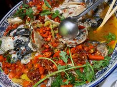 -湘潭九龙鱼头店(城南西路店)