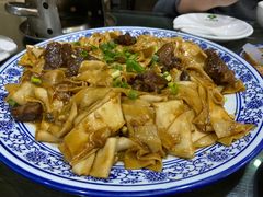 -壹阁胡羊焖饼(特色小吃街店)