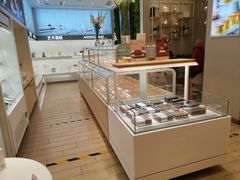 面包甜点陈列柜-好利来(西罗园店)