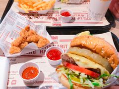-The Habit Burger Grill 哈比特汉堡(复兴soho店)