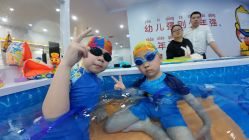 -熊小米专业儿童游泳馆