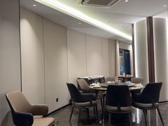 -臻品粤(万科美好广场店)